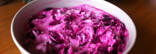 Beetroot and yogurt dip